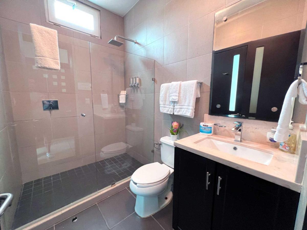 Cardenas Suites Puerto Vallarta Exteriör bild